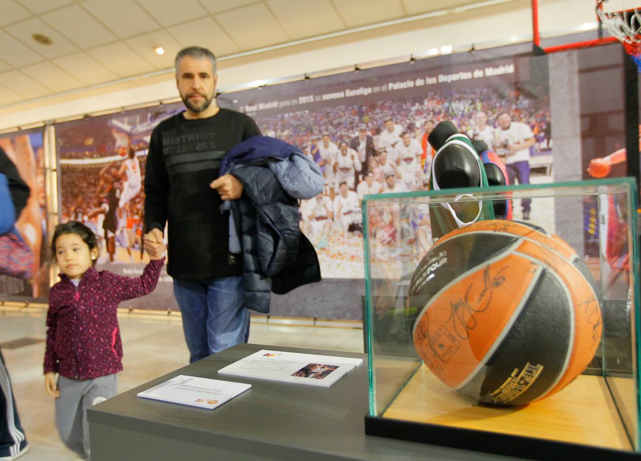 Casi un millar de visitantes recibe el Museo del Deporte