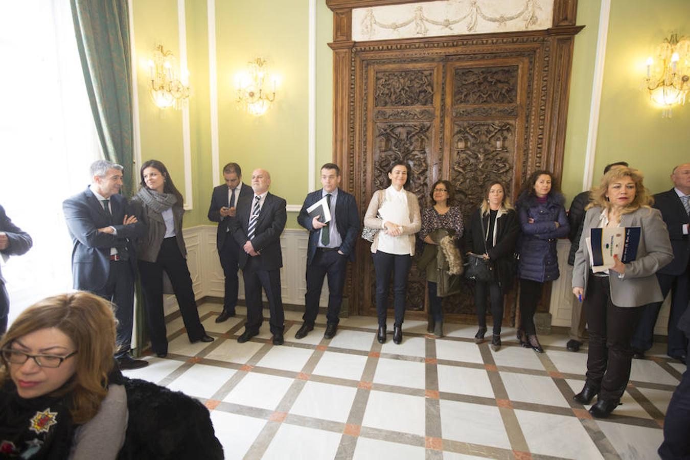 Las instituciones se conjuran en el I Foro Granada-Motril