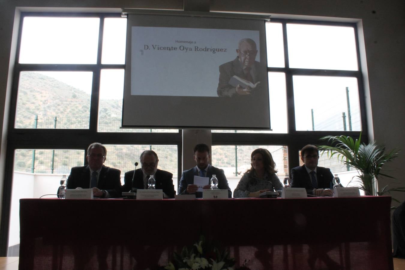 El «único e irrepetible» Vicente Oya