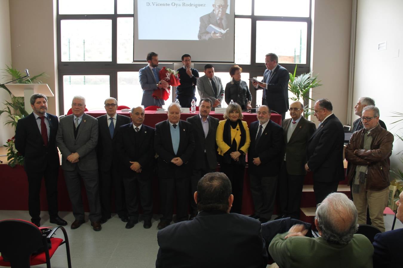 El «único e irrepetible» Vicente Oya