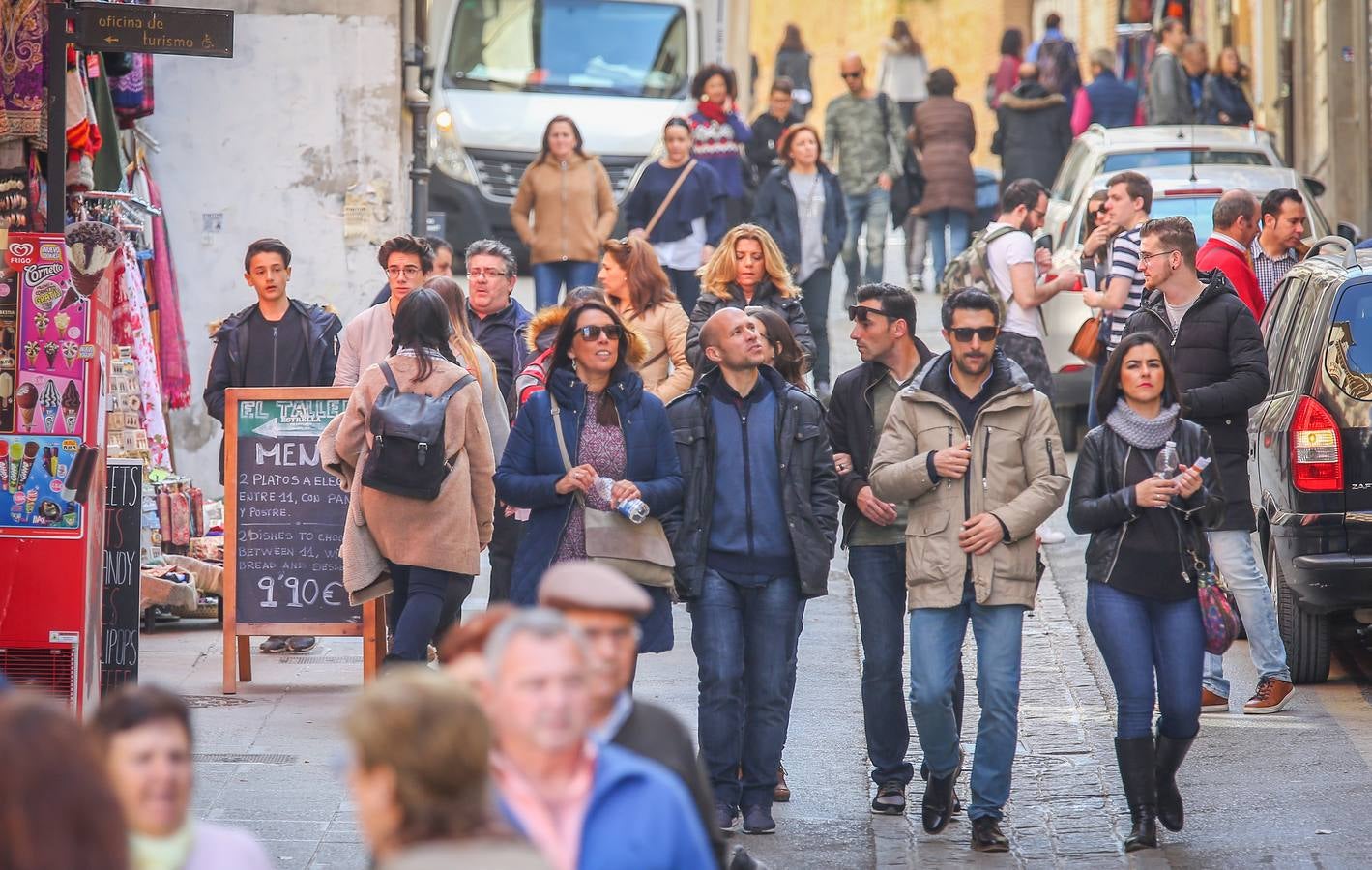 Granada se llena de turistas