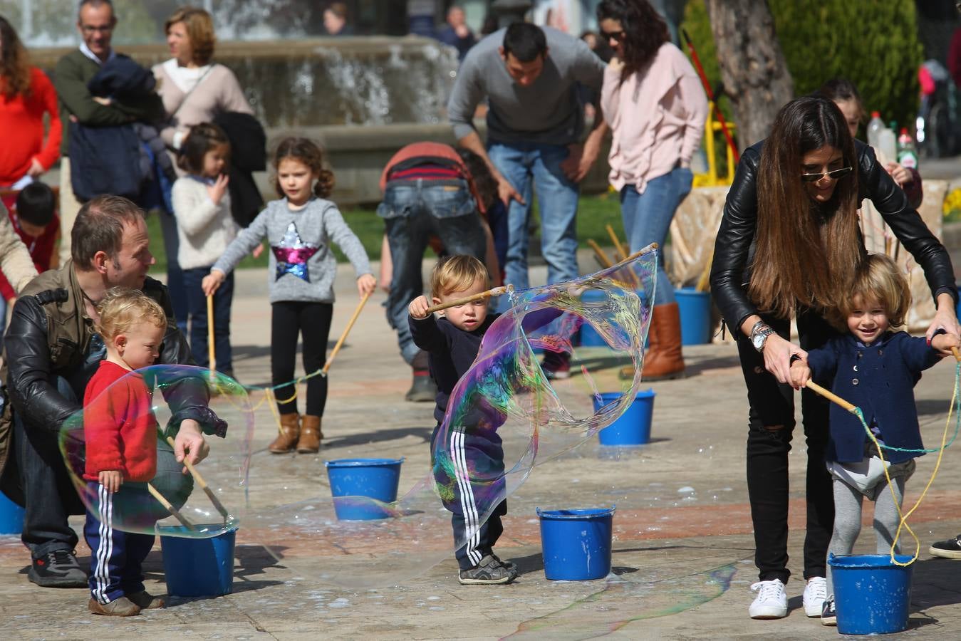 Granada se llena de turistas