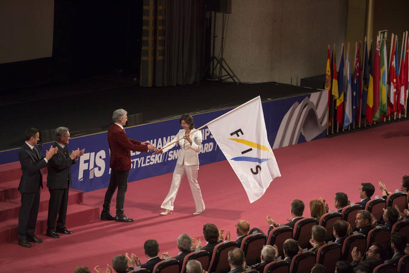 Gala de inauguración de los Mundiales de Sierra Nevada (y 2)