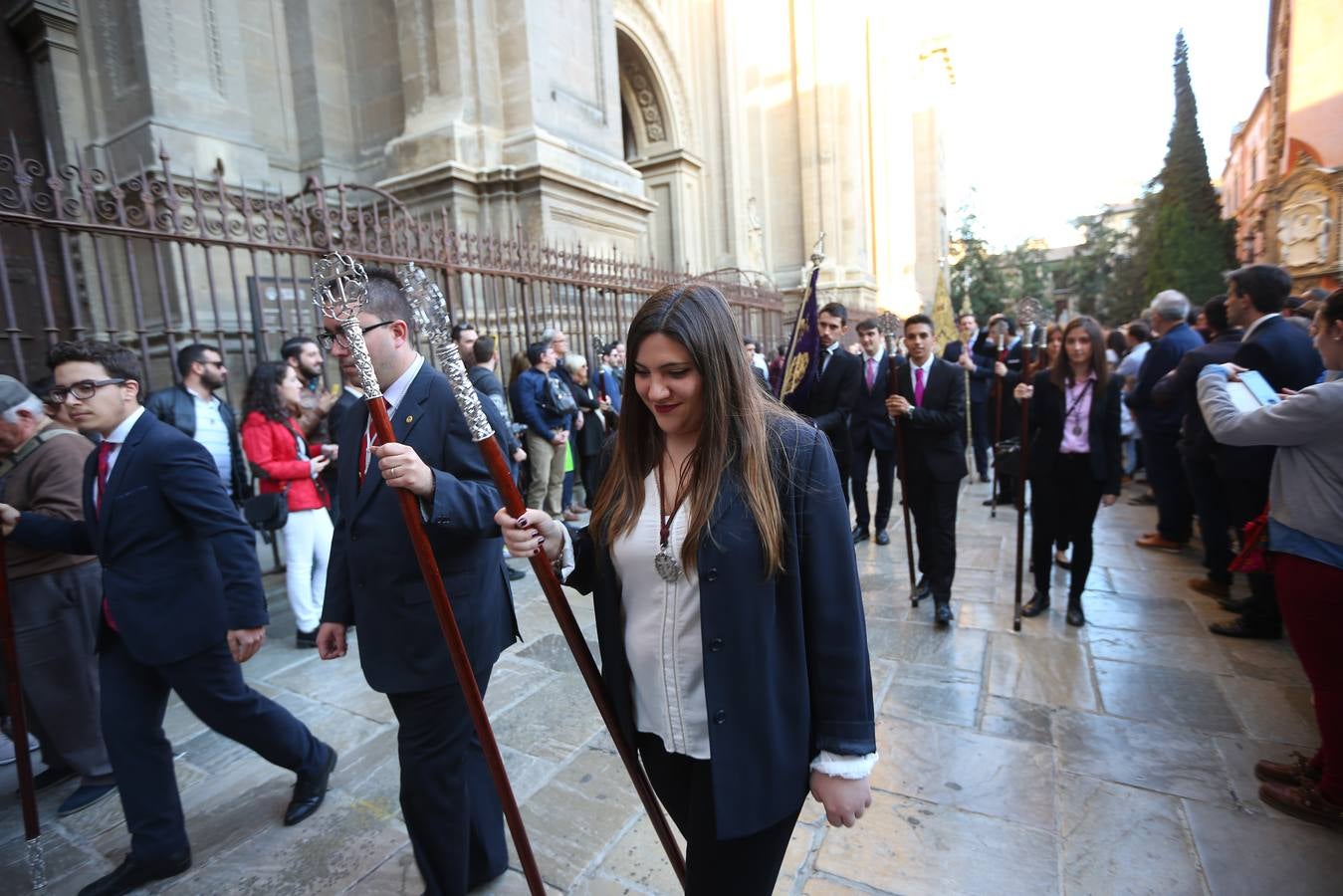 La cofradía del Vía Crucis salió a la calle… y así que pasen cien años más