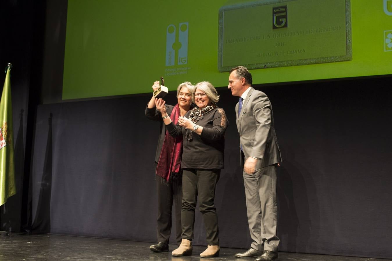 Por una tierra digna y de iguales