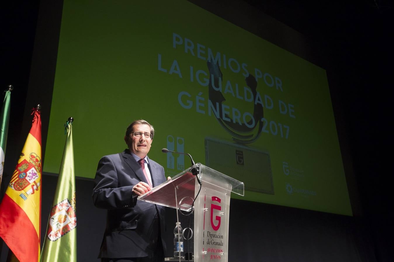 Por una tierra digna y de iguales