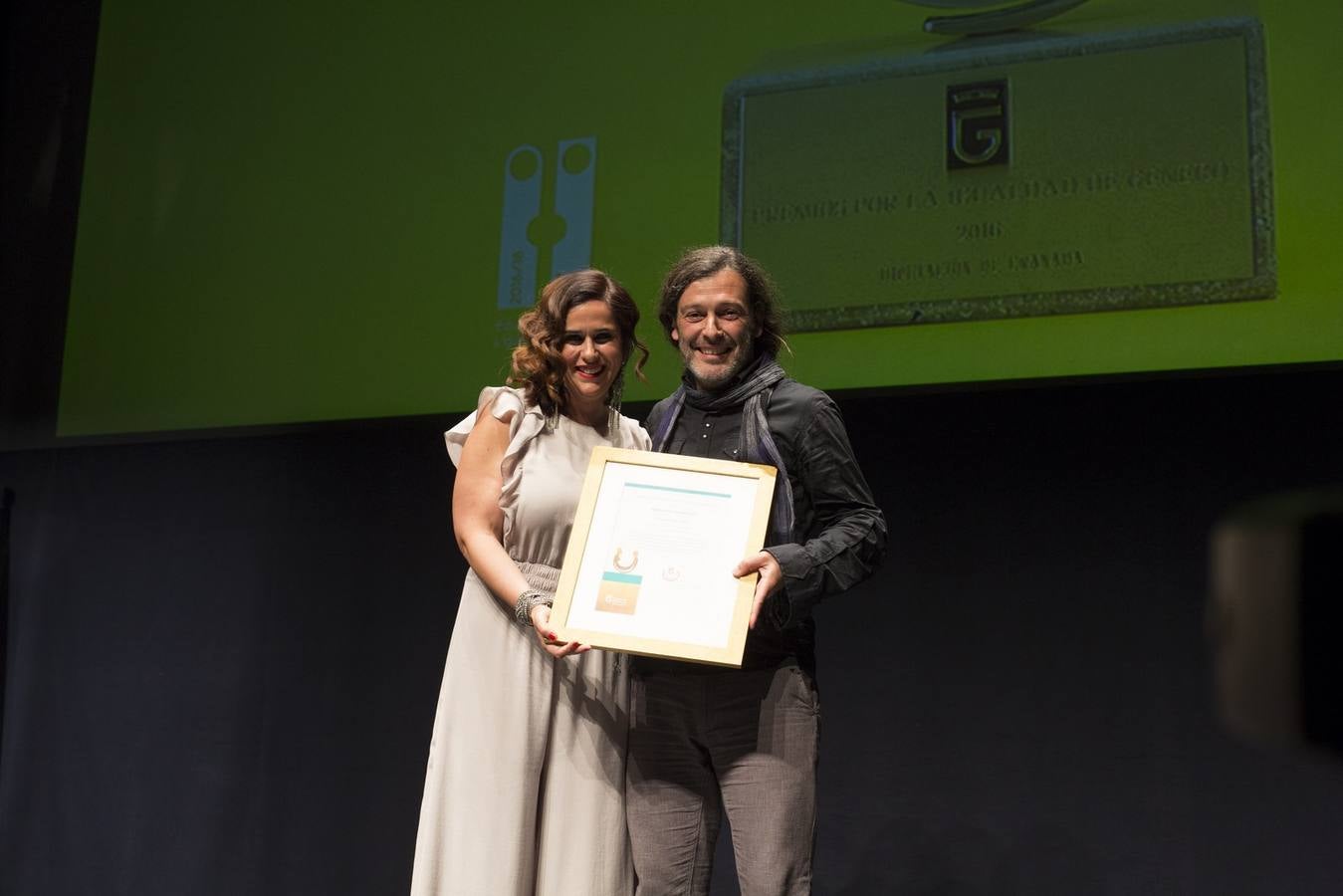 Por una tierra digna y de iguales