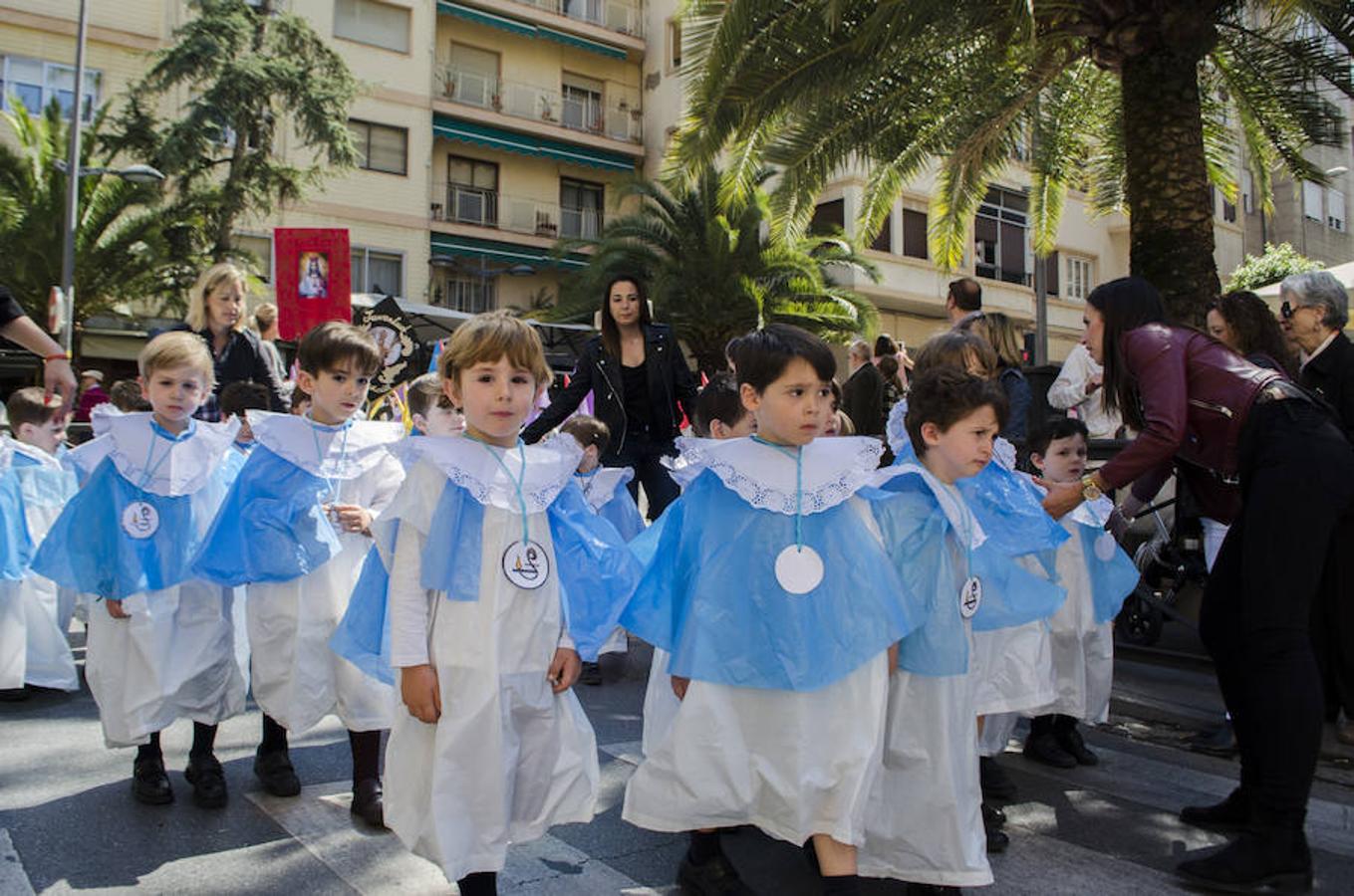 Procesiones con niños en Granada