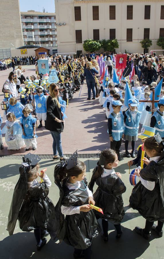 Procesiones con niños en Granada