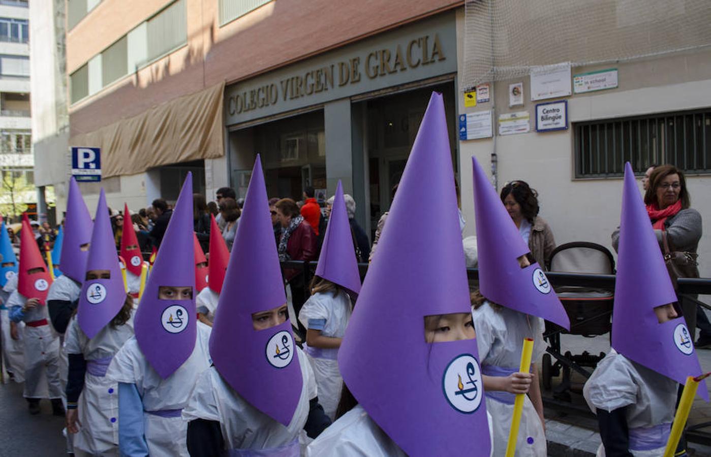 Procesiones con niños en Granada