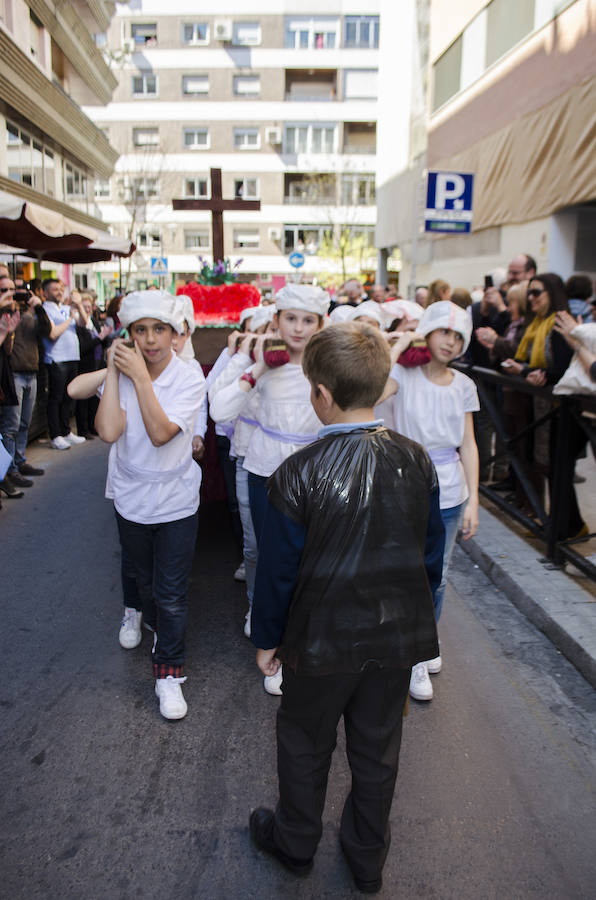 Procesiones con niños en Granada