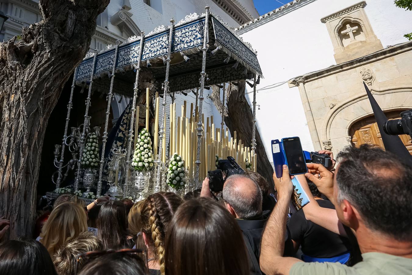 Concha, la cofradía que ve la Alhambra