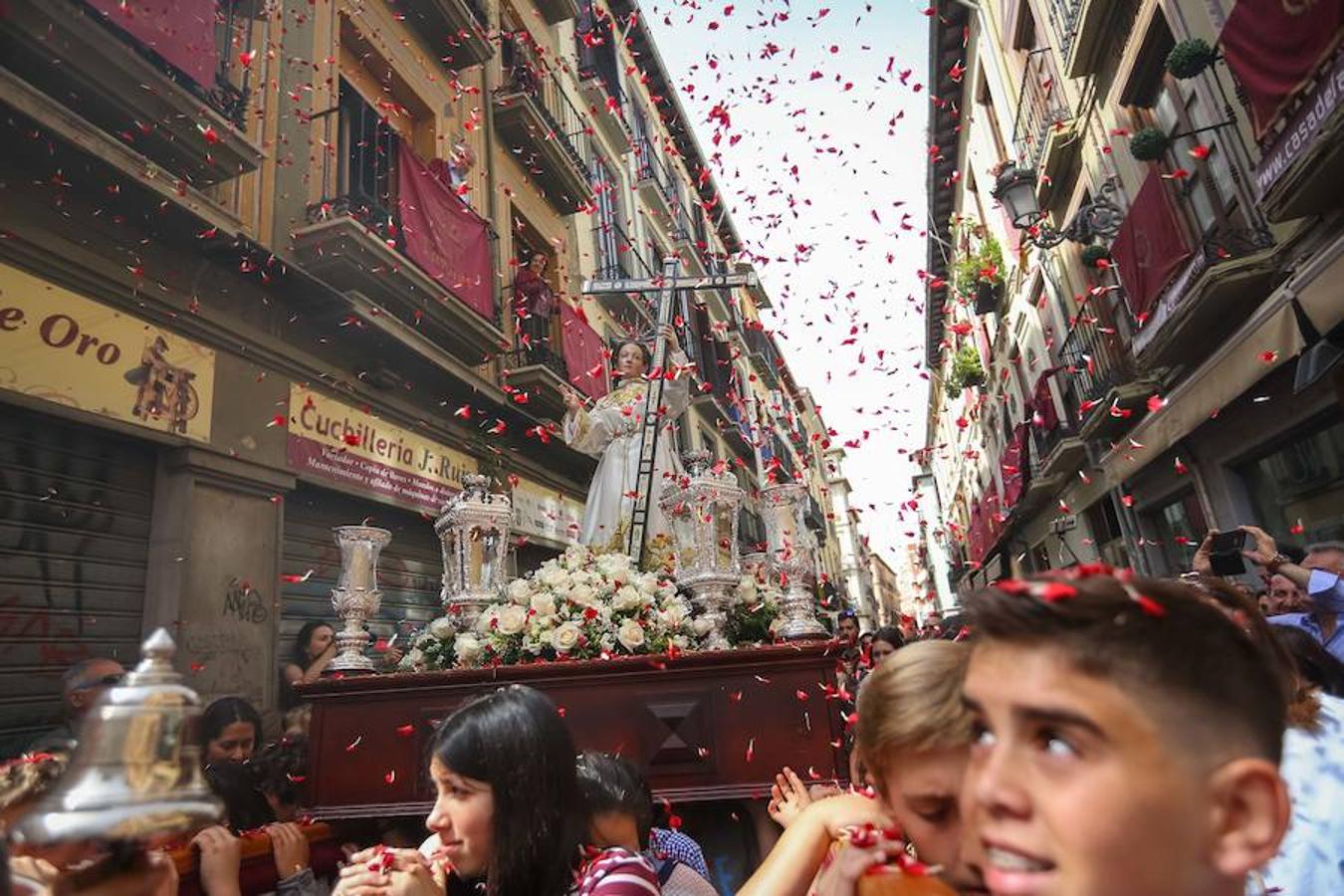 Los Facundillos procesionaron por Granada