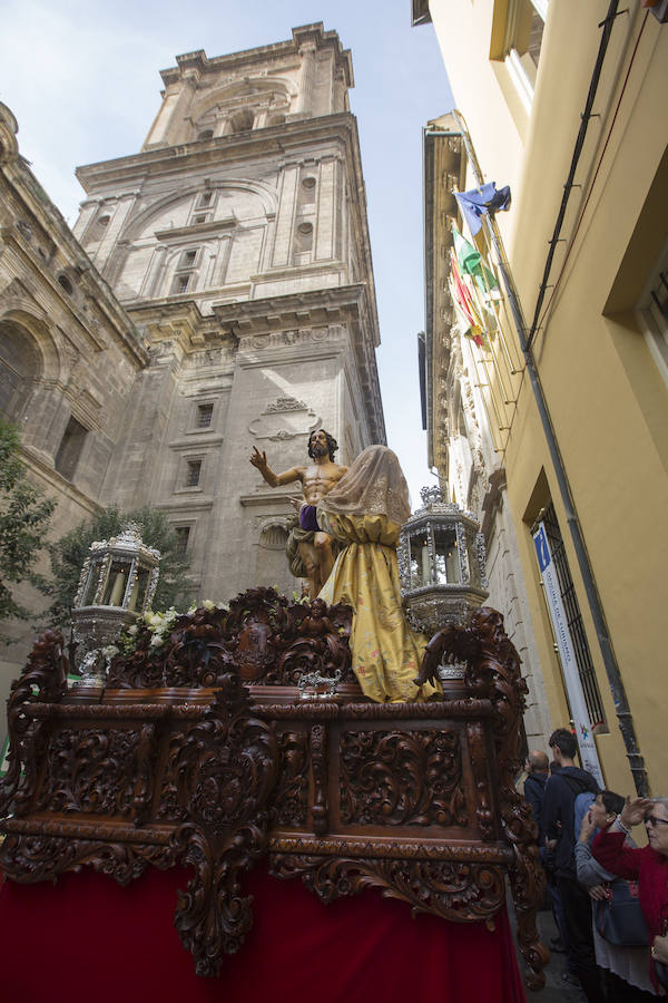 El Resucitado de Regina Mundi recorrió Granada