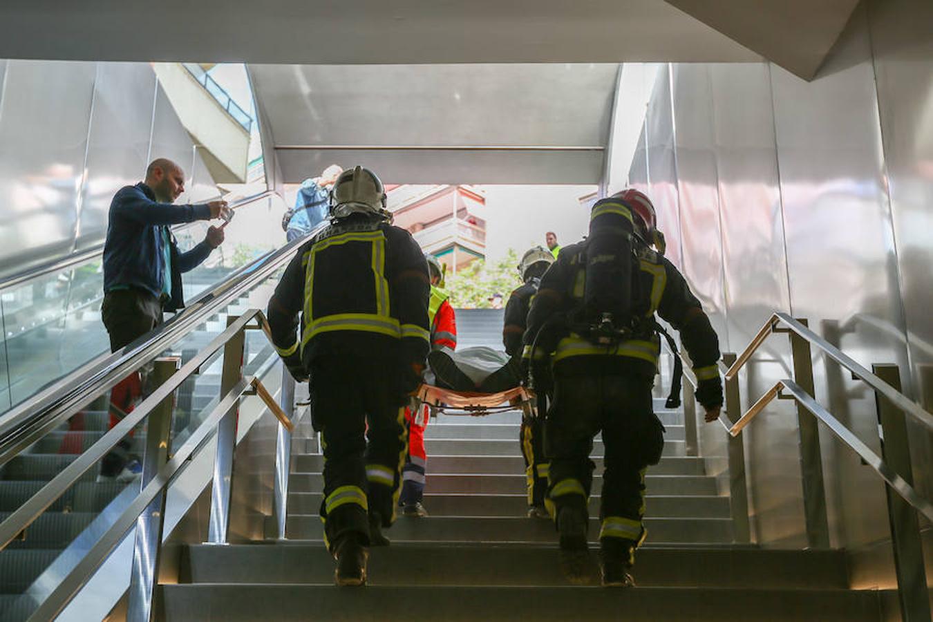 Simulacro de incendio en el metro de Granada