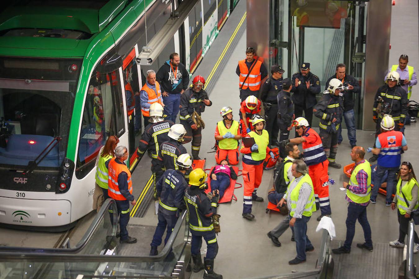 Simulacro de incendio en el metro de Granada