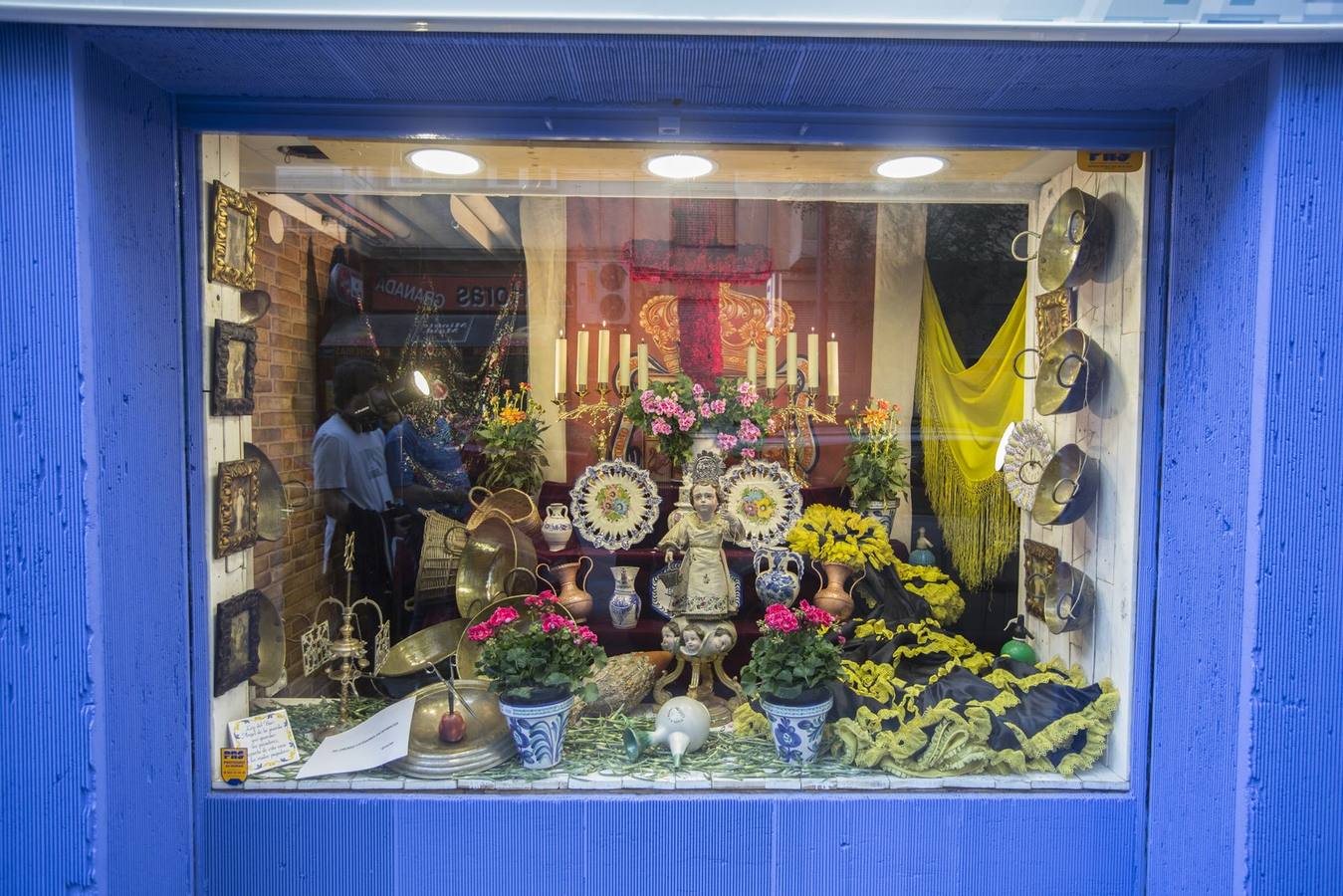 Tercer premio de escaparates para el estudio fotográfico Mundo Imagen