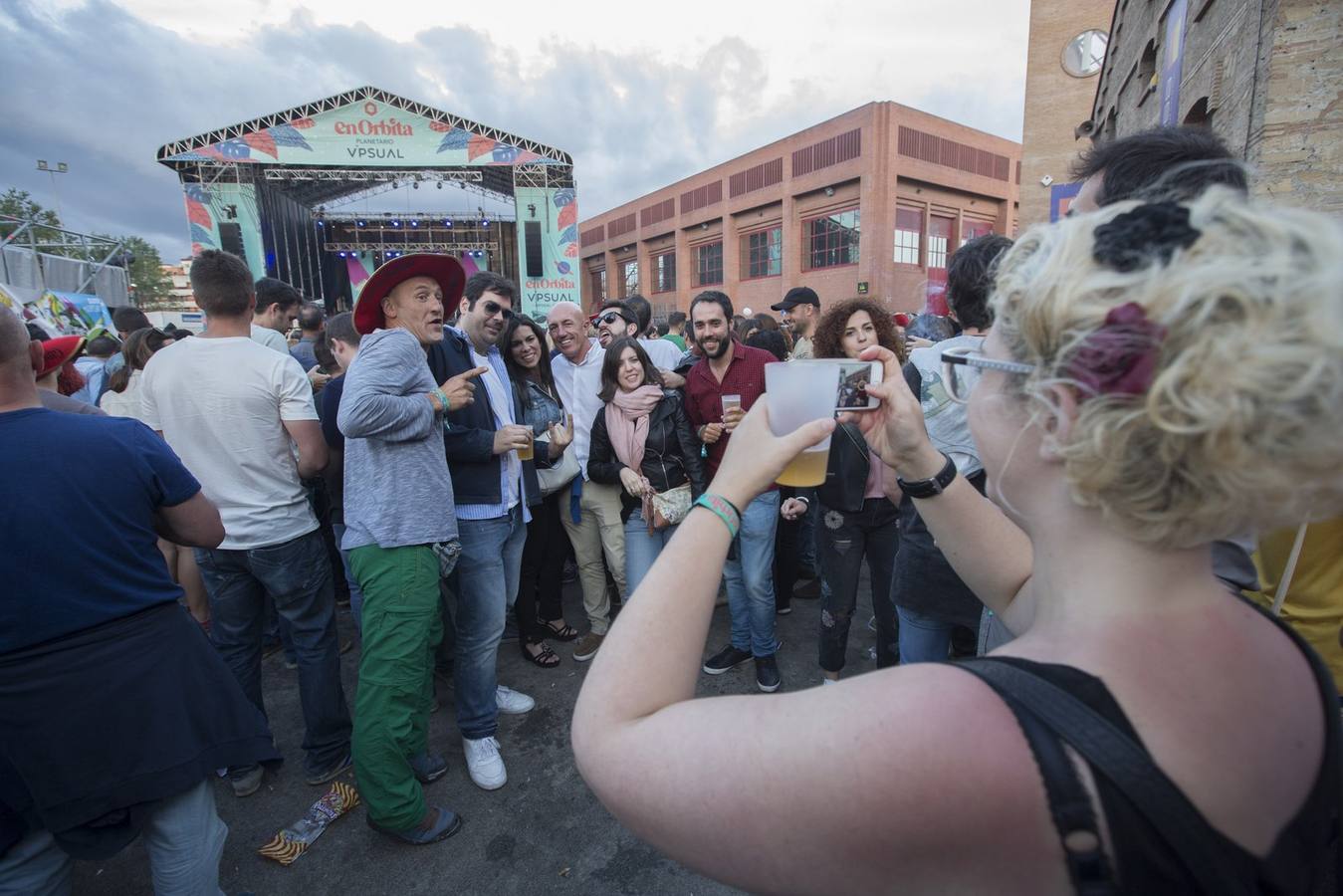 En Órbita, bajo el sol