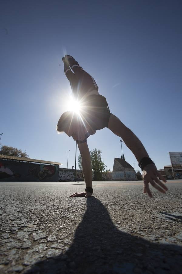 Street Workout, la otra vida del botellódromo