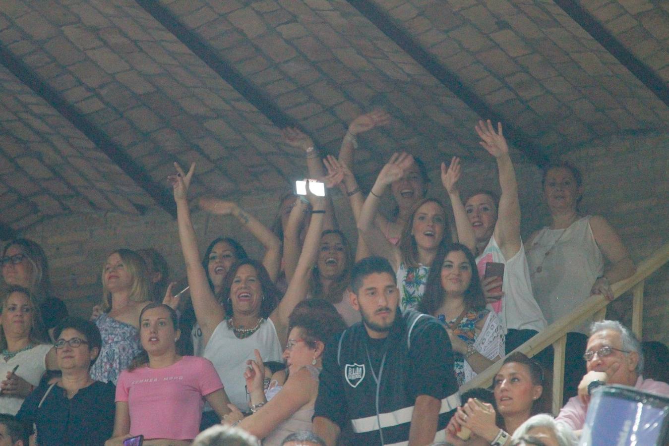 El mejor ambiente en el concierto de Ricky Martin en Granada