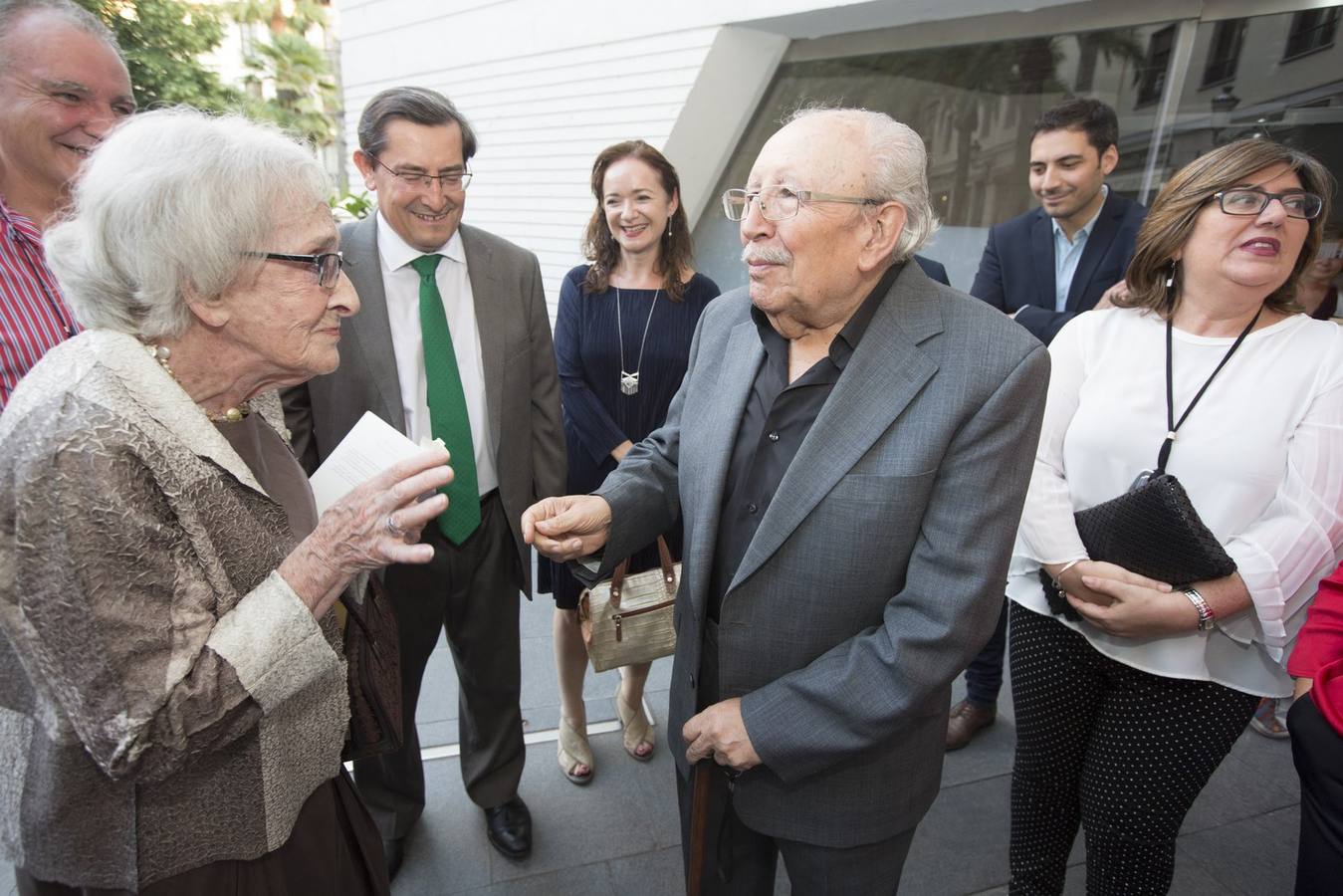 Ida Vitale recalca el poder hipnótico de Federico al recoger el Premio García Lorca