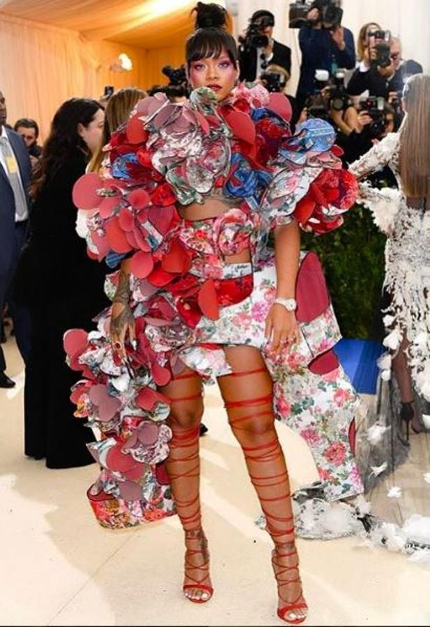 El aumento de peso de Rihanna incendia las redes sociales