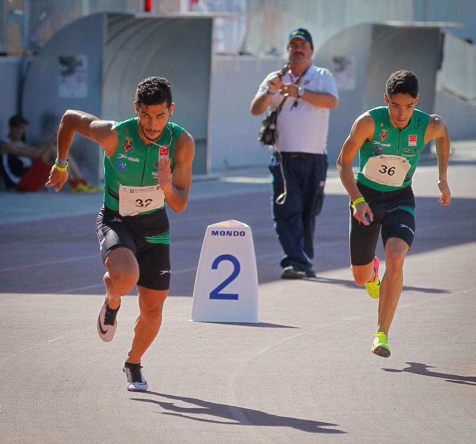 Granada luce en su fiesta del tartán