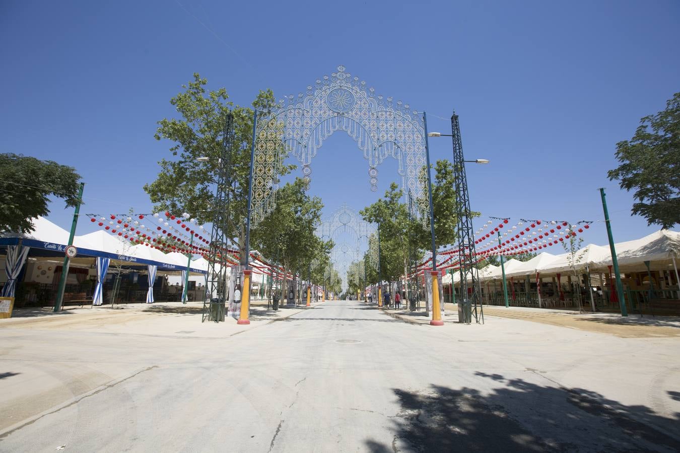 Resacón en la feria.... mogollón en la playa