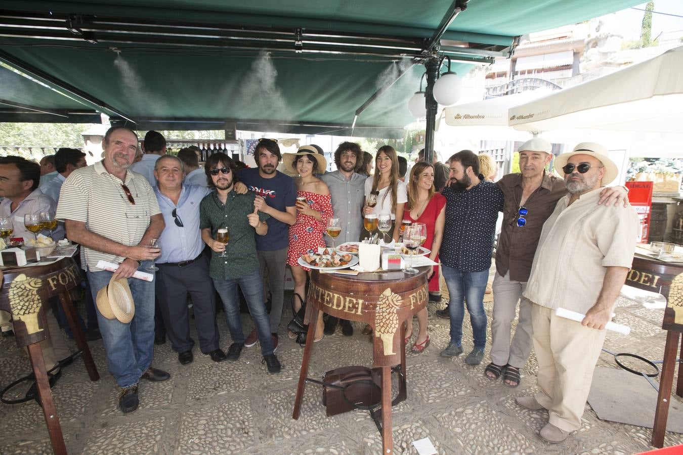 Y aquí estamos de nuevo