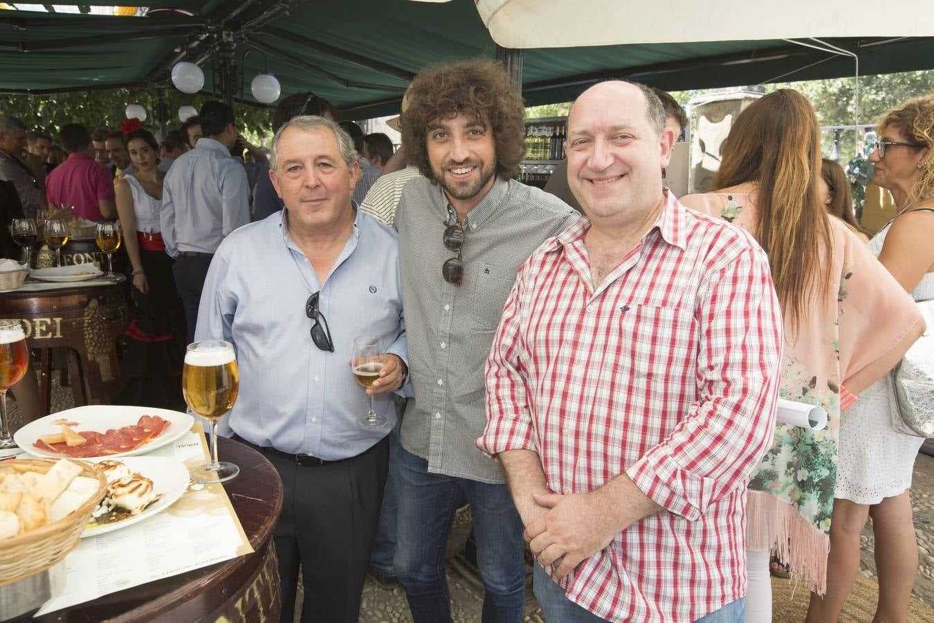 Y aquí estamos de nuevo