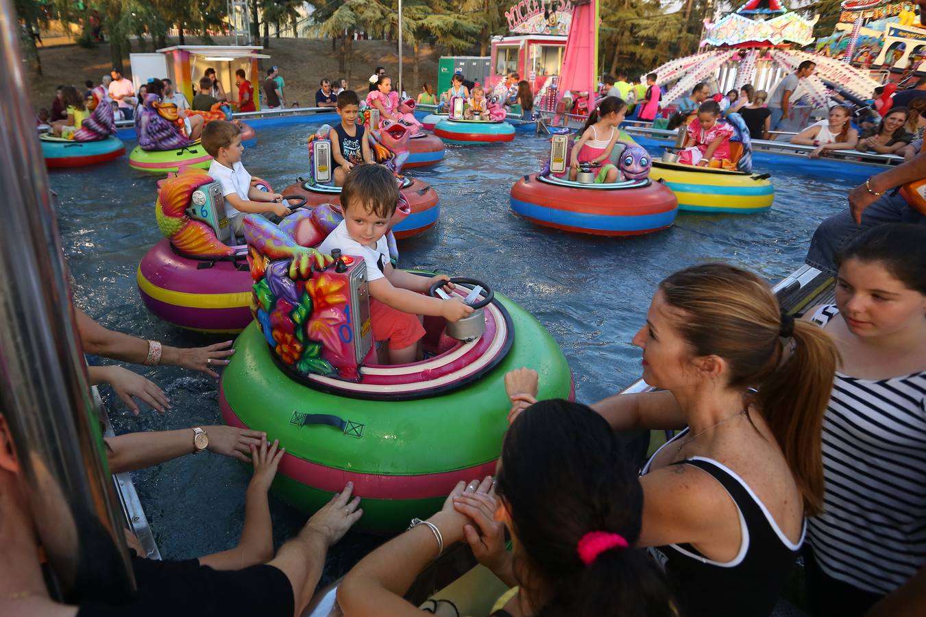 Arriba y abajo a grito pelado