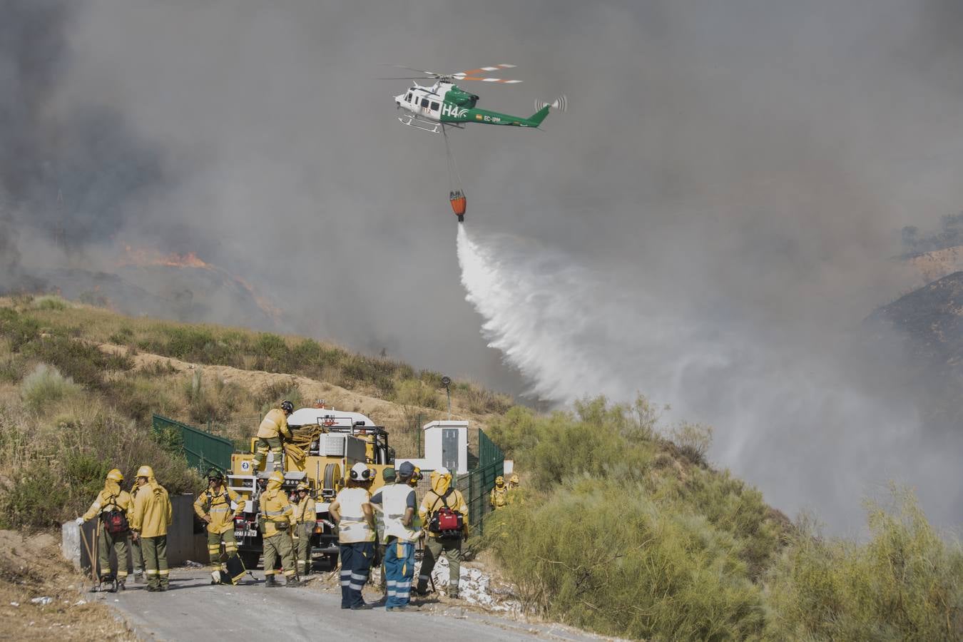 Las imágenes del incendio en el barranco de San Jerónimo
