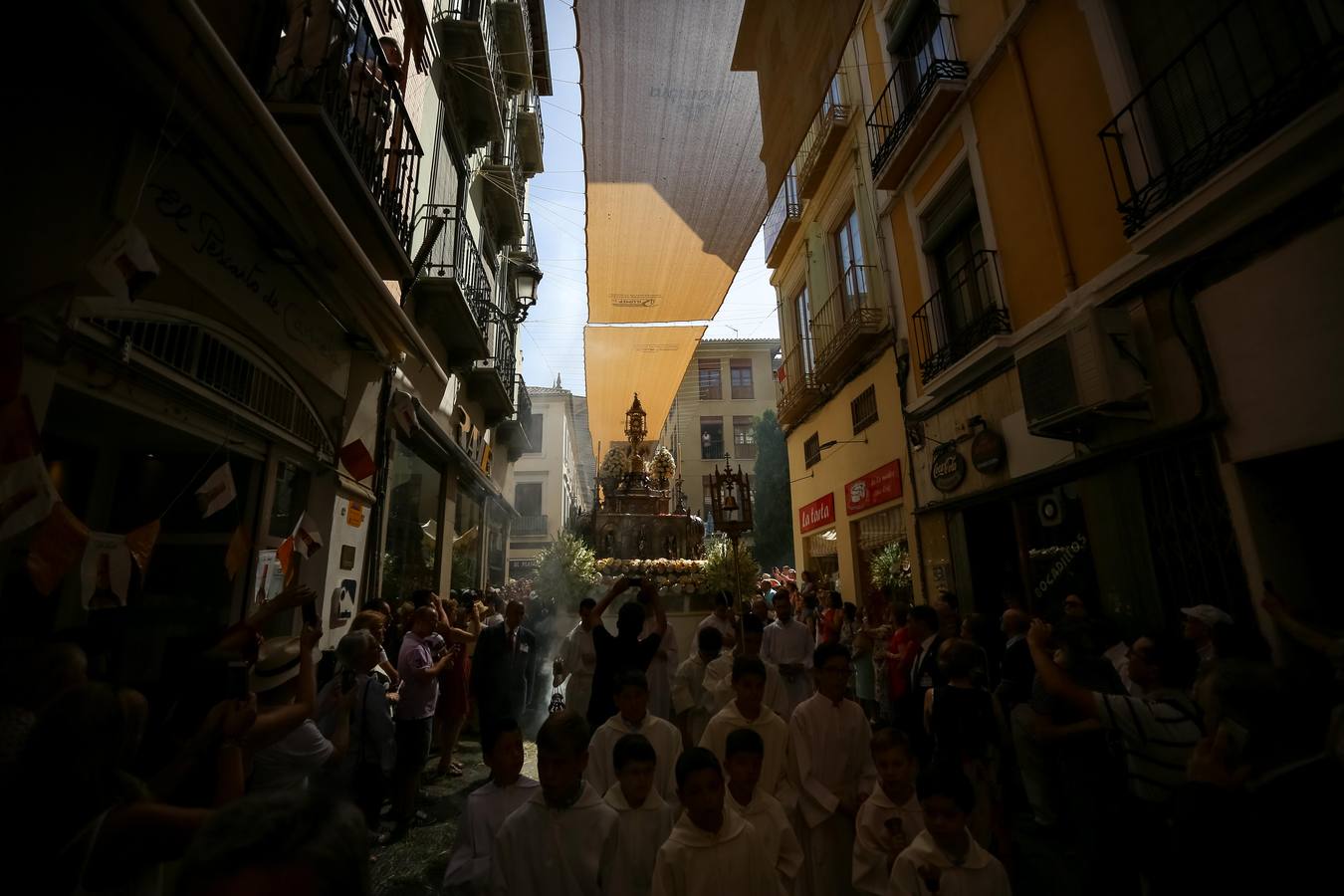 Ambiente durante la procesión del Corpus
