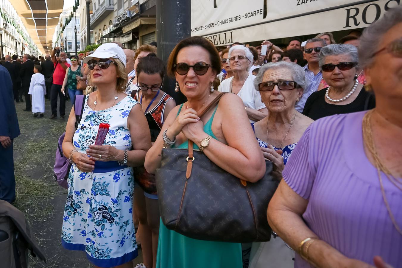 Ambiente durante la procesión del Corpus