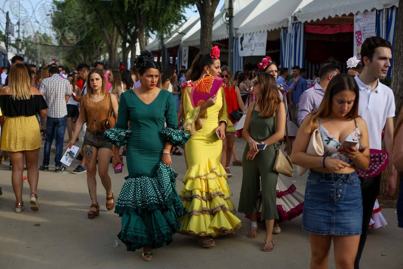 Los futuros universitarios conquistan el ferial