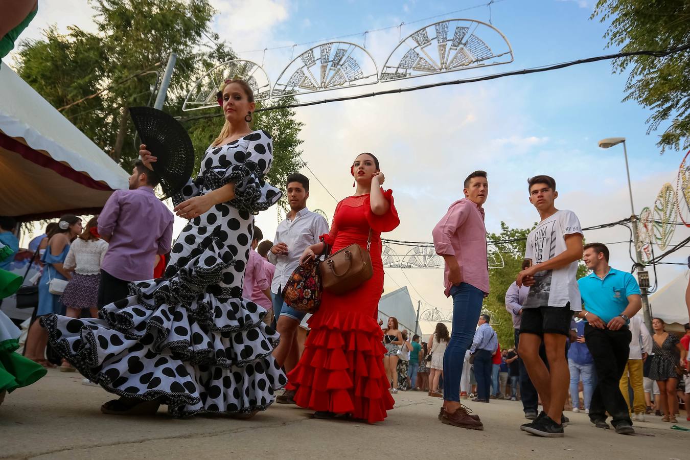 Los futuros universitarios conquistan el ferial