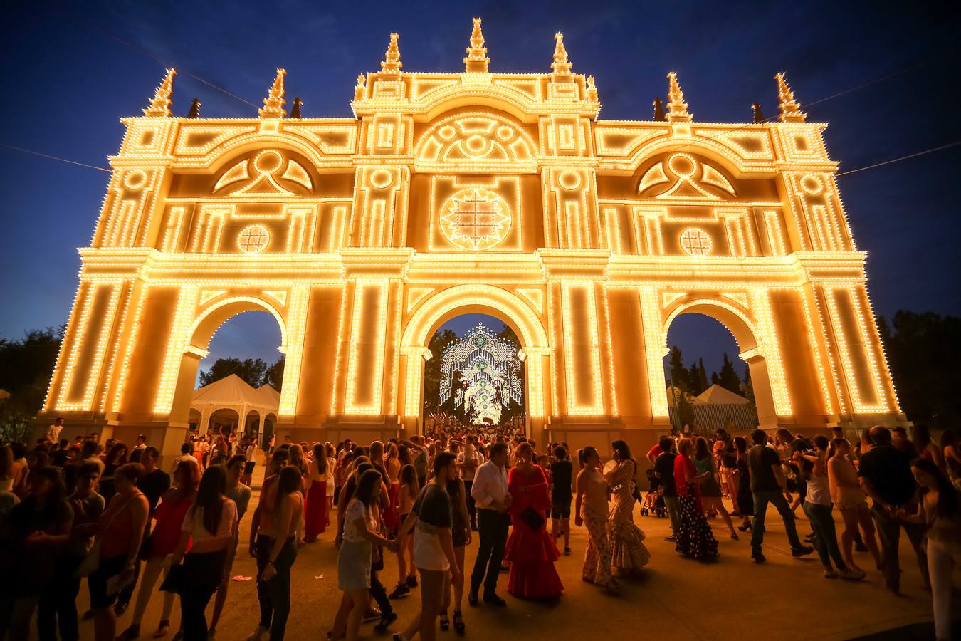 Y la fiesta del miércoles de Corpus se adentra en la madrugada