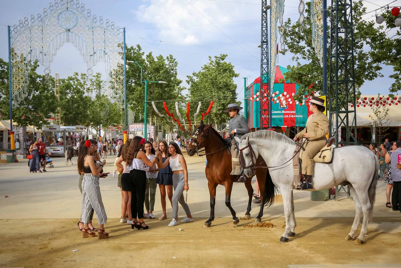 Los granadinos desafían al calor el miércoles de Corpus