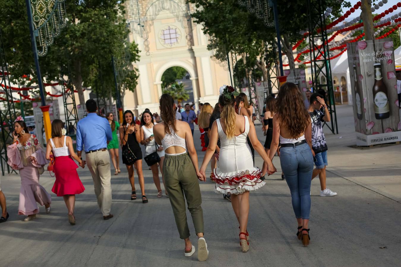 Los granadinos desafían al calor el miércoles de Corpus