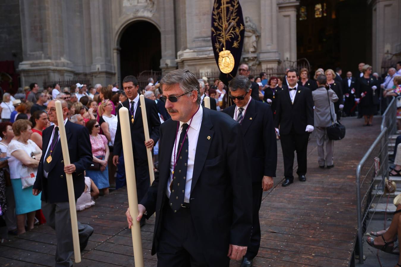 La procesión marca el día grande del Corpus (I)