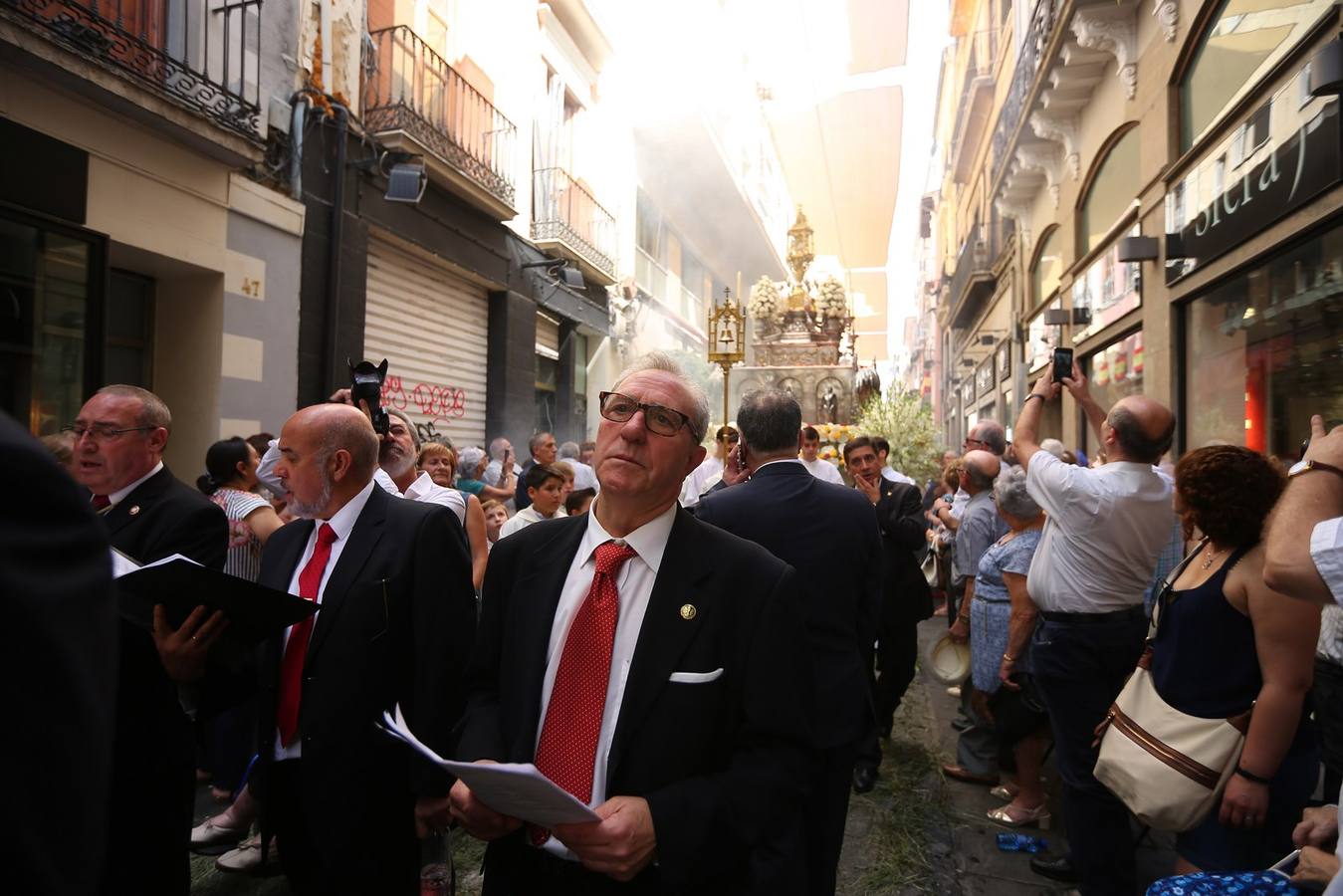 La procesión marca el día grande del Corpus (III)