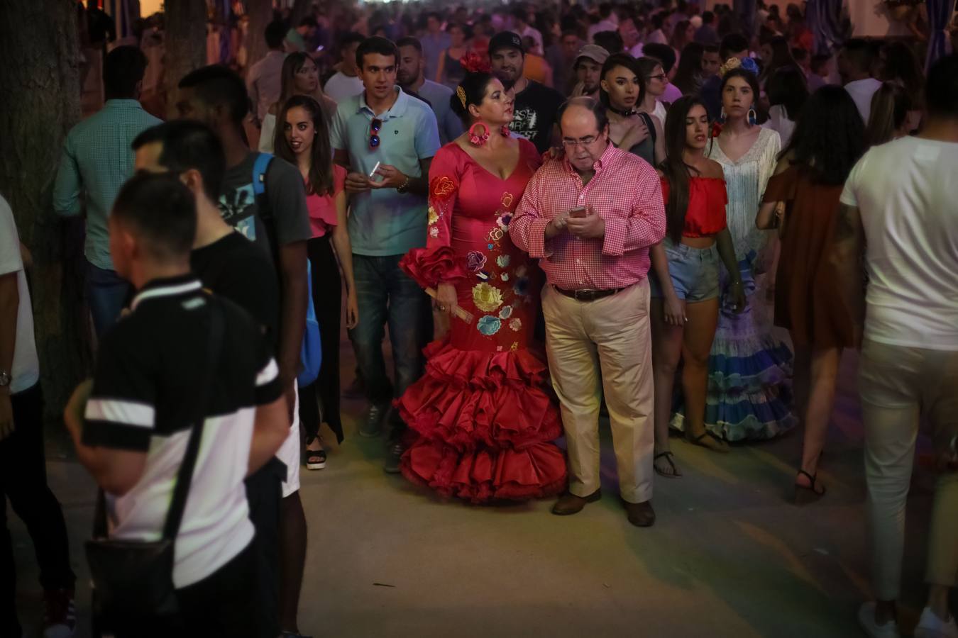 El jueves de Corpus se vive de noche en el ferial