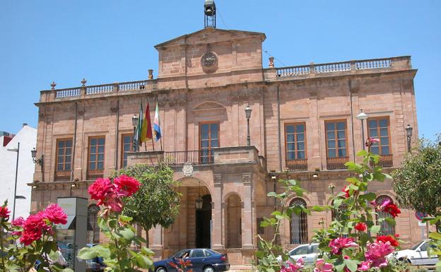 Linares, de ciudad minera e industrial a ser la más parada de España