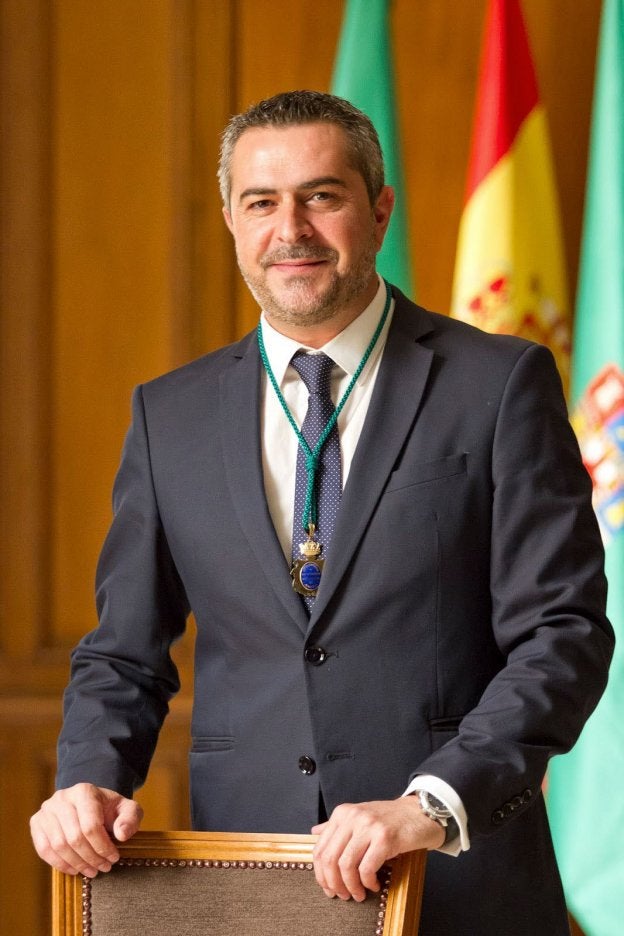 Lorenzo, alcalde de Serón y portavoz del PSOE en Diputación.