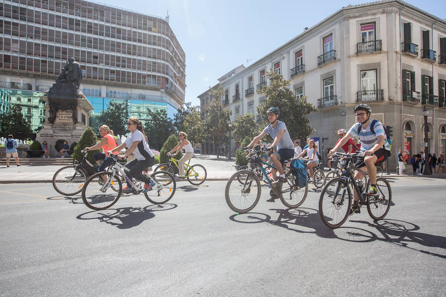 El pelotón salío a las 12.30 horas de la Fuente de las Batallas 