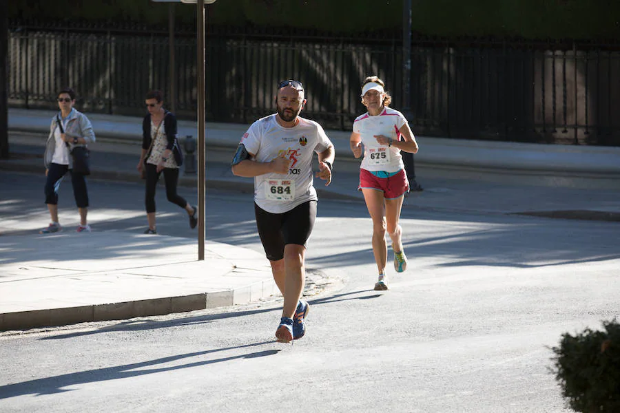 “Colaboramos con esta carrera porque coincide con nuestro objetivo de mejorar el bienestar de los granadinos a través del deporte”, dice Eduardo Castillo