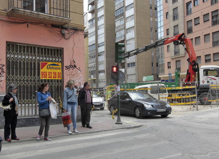 Imagen secundaria 2 - Comercios vacíos durante las obras.