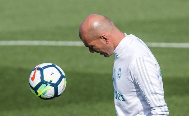 Zidane, en la sesión matutina de Valdebebas