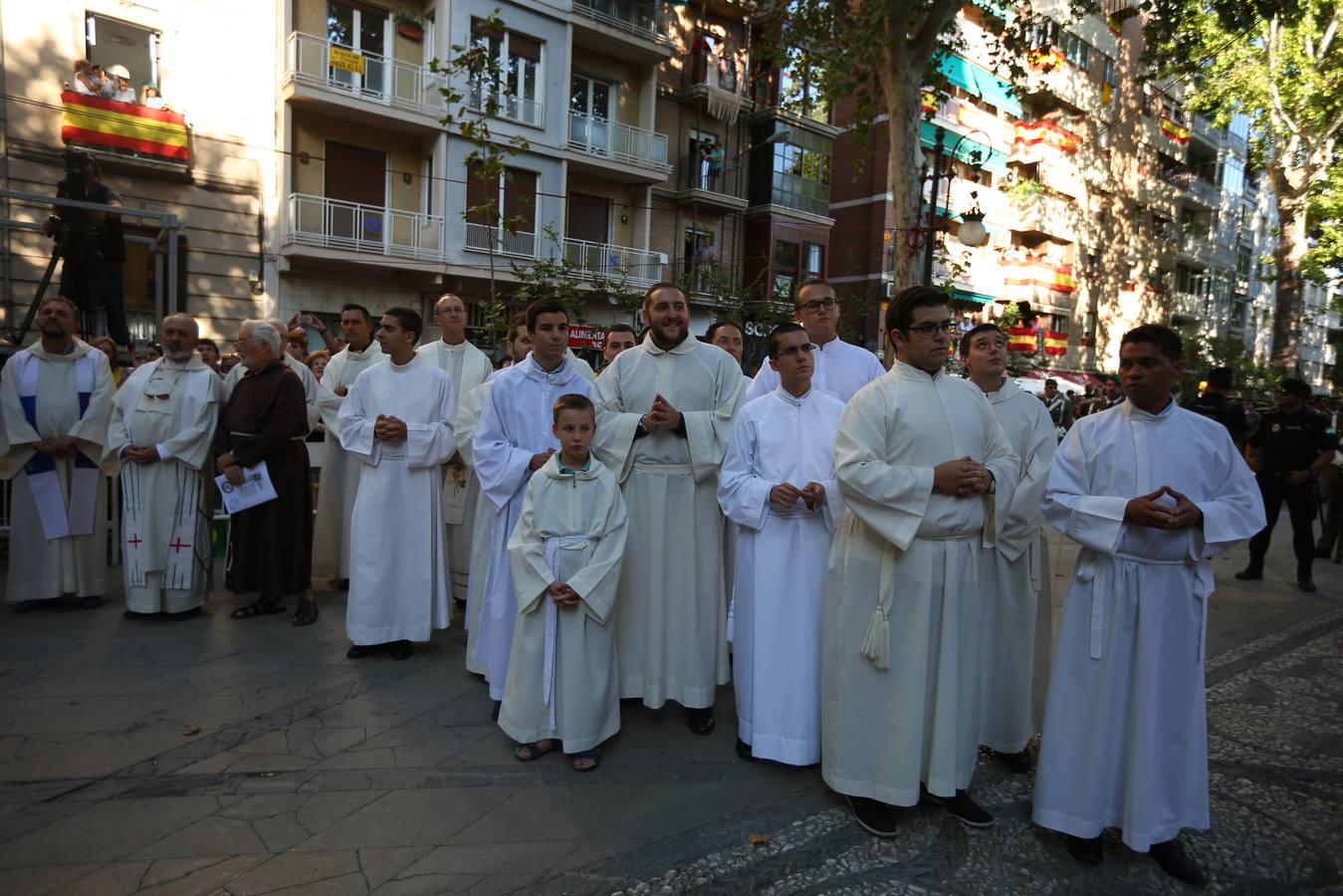 Como cada año la Virgen de las Angustias recorrió las principales vías de la capital acompañada por miles de devotos en una estampa que se repite cada último domingo de septiembre