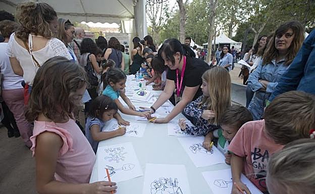 Los más pequeños pudieron disfrutar de la ciencia a través de divertidos talleres
